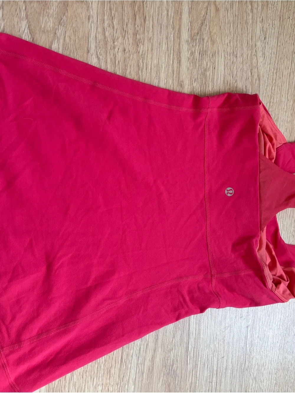 lululemon athletica sleek cowl